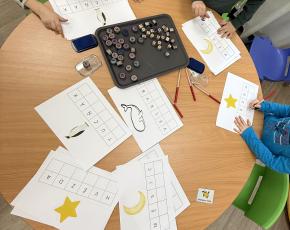 CA Knihy a písmena - seznamujeme se s tvary jednotlivých písmen